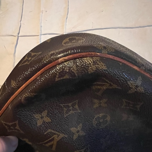 Louis Vuitton Odeon PM Monogram Crossbody Bag - Picture 11 of 14
